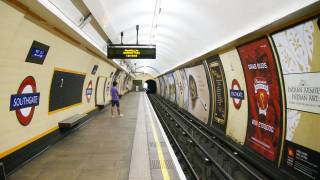 London Tube Station Explosion – Several People Injured After Blast